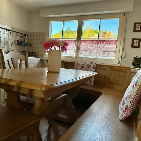 Appartement Mit Schlossblick Bei Offenburg *